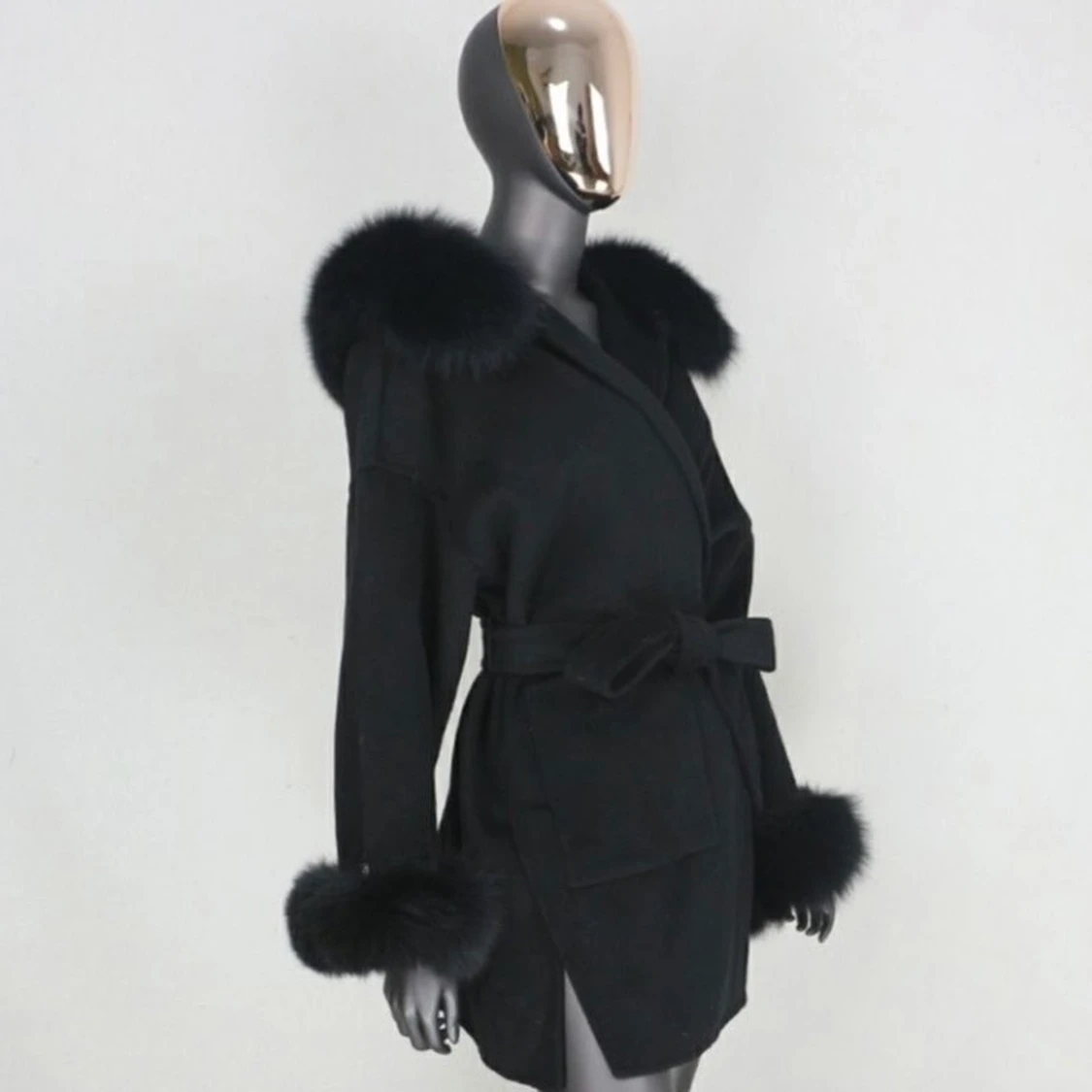 Päls kappa. Svart storlek S