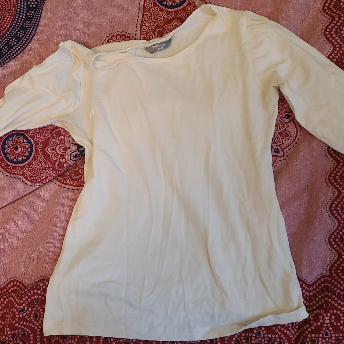 Vit tröja stretching skönt material - 90