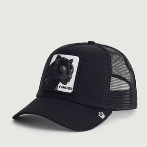 Black panther keps - Säljer nu min black panther keps som jag använt ett få tal gånger, den kommer tyvärr inte till användning, nypris 399kr