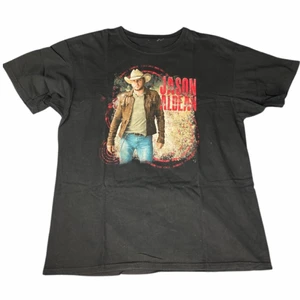 T-shirt  - Kolla gärna in mina andra annonser, erbjuder alltid samfrakt och mängdrabatt❣️😁