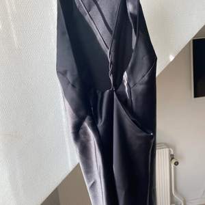 NA-KD x Mathilde Gøhler dress low back in Black 