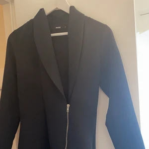 Fin klänning från bikbok - Jättefin klänning från bikbok. Storlek S 