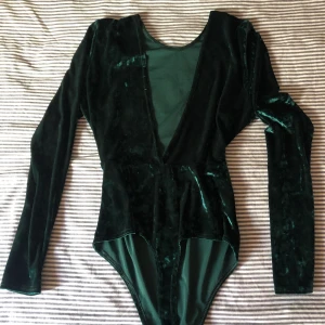 Fin Bodysuit 🍾 - I jätte bra skick ❤️