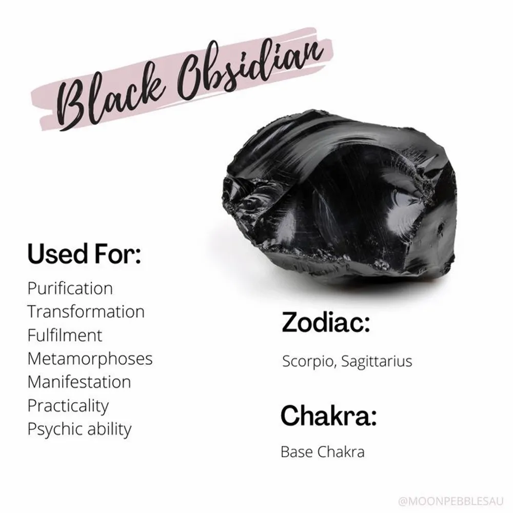 Säljer denna påse med pärlor av black obsidian (äkta)🥰  perfekta att göra smycken med till exempel!. Accessoarer.