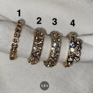 Earcuffs - Säljer dessa earcuffs då dem inte kommer till användning. Om det är så att ni vill köpa kan ni skicka numret på det örhänget ni vill köpa till mig.    25kr/st     55kr/3st. Går även att köpa alla för 185kr ☺️. Köparen står för frakten 💕 skriv för fler bilder 