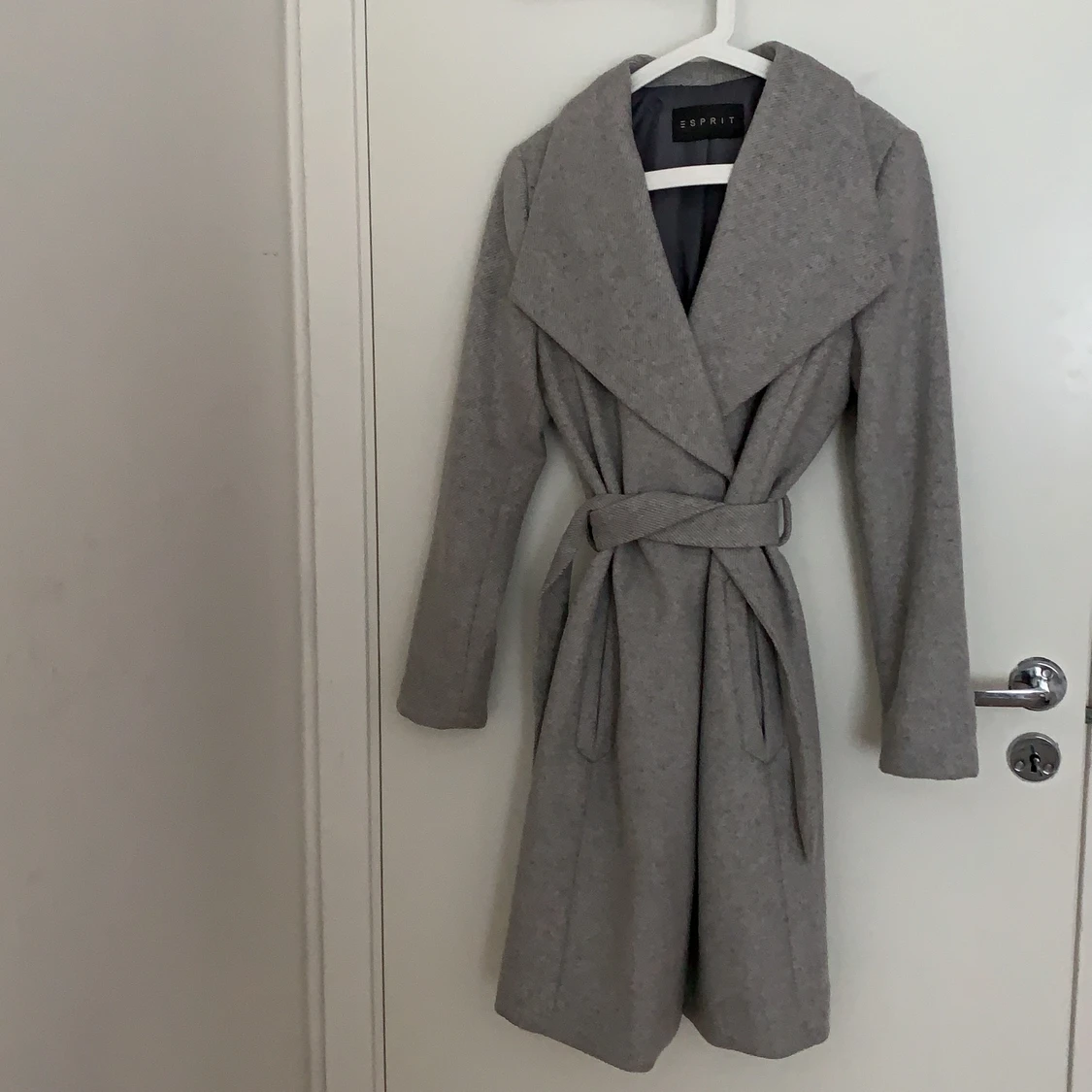 Esprit grå jacka storlek 34 - 91