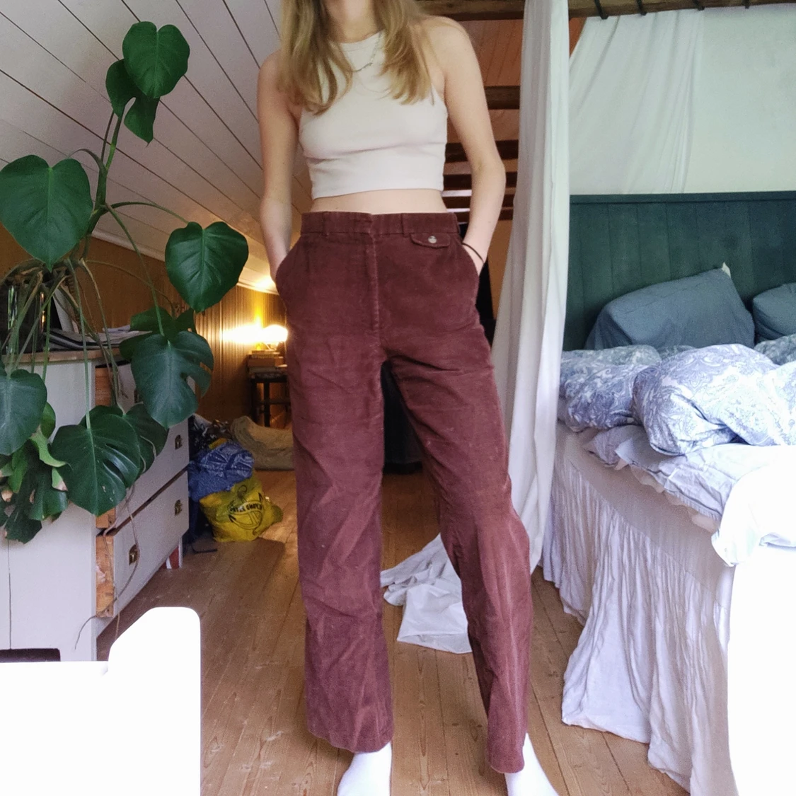 Brunröda manchesterbyxor