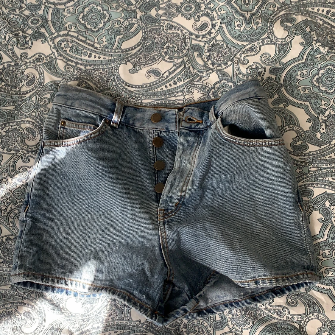 & other stories shorts