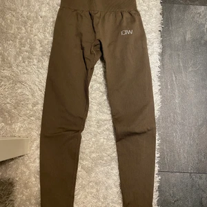 I can i Will ribbed seamless S - Tights från i can i Will i storlek S. Modellen ribbed seamless, storlek S. Använda en gång. 