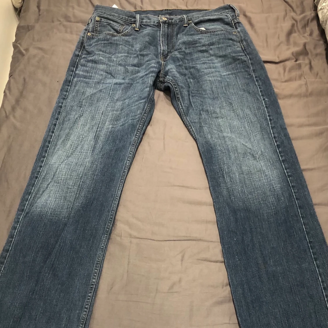 Levi’s 569 W33 L34 - 90