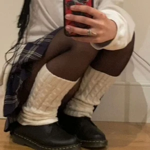 Benvärmare  - Har aldrigt används. De är väldigt nya och fina. Säljer de eftersom jag har andra som jag använder 