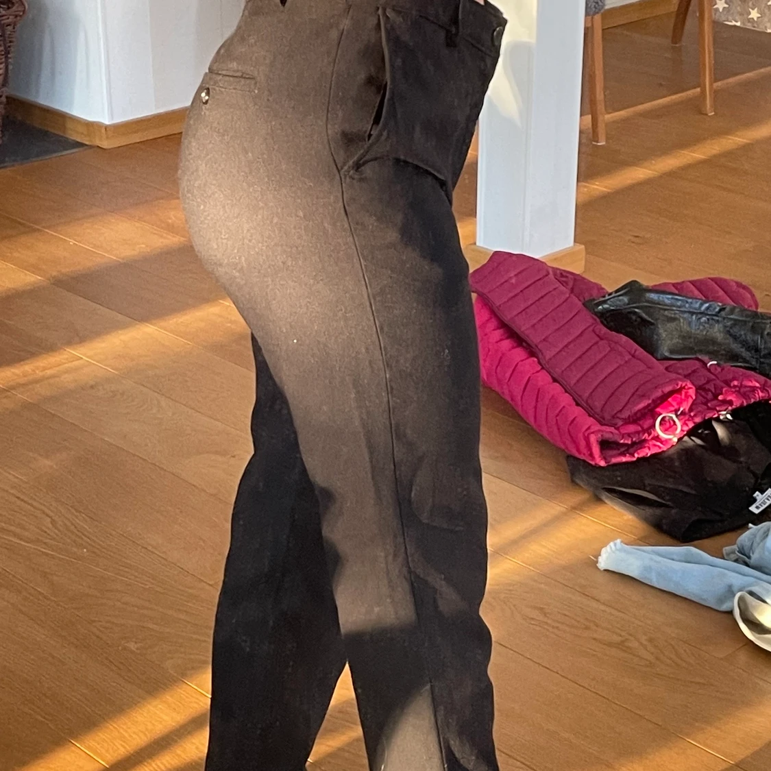 Oversized lågmidjade kostymbyxor - 90