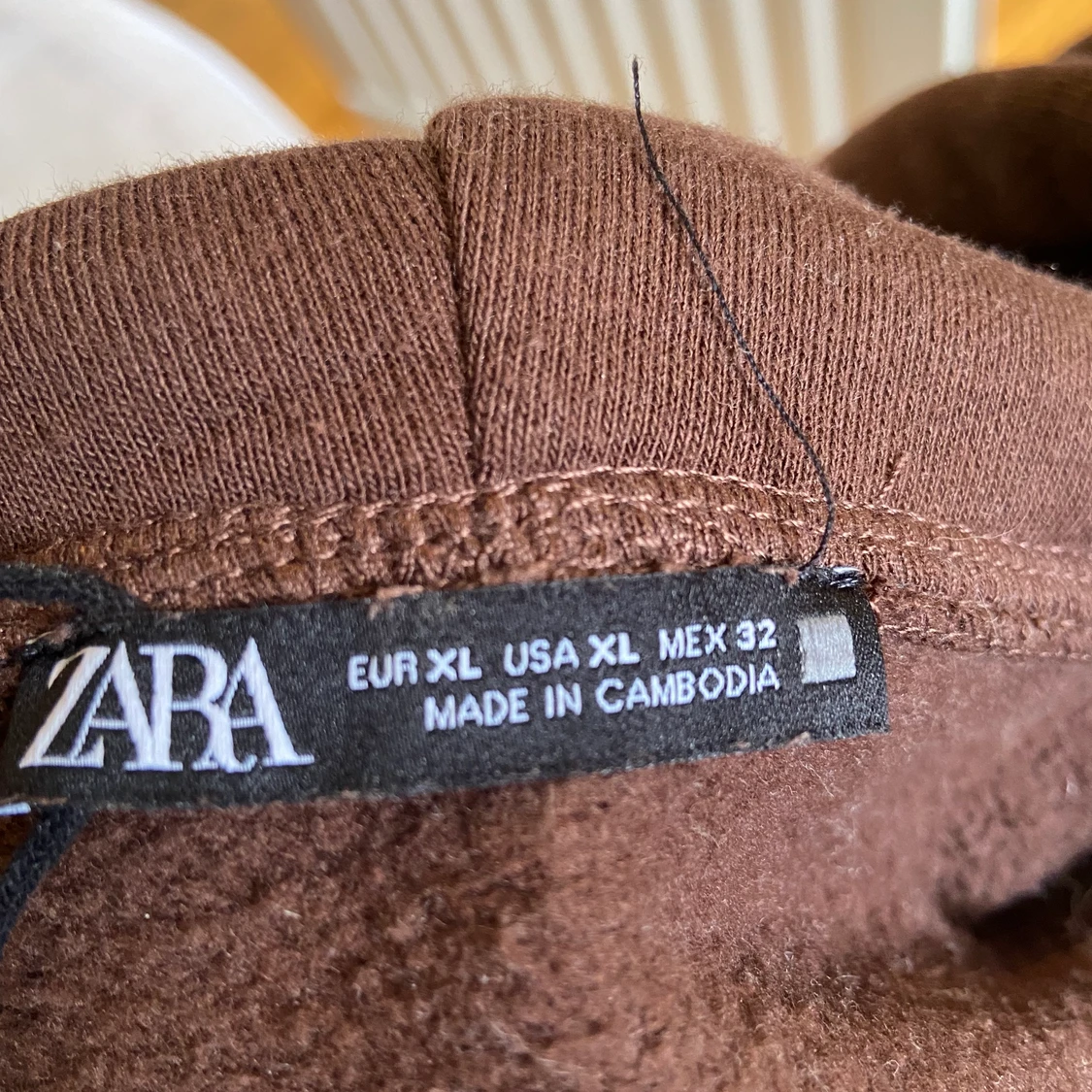 brun zara hoodie - 90