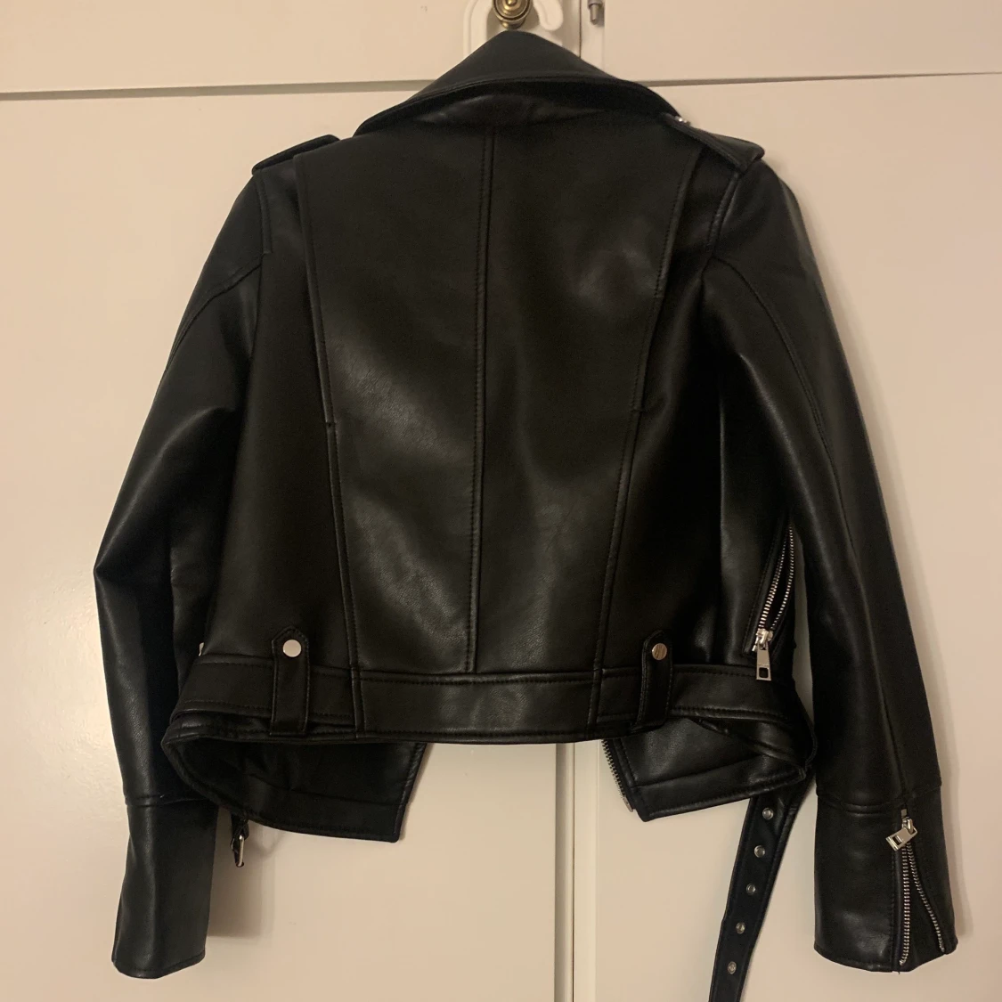 Skinnjacka från PULL&BEAR storlek XS - 91