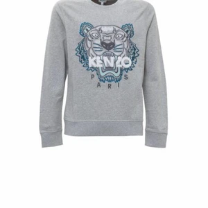 Kenzo tröja - Kenzo tröja strl S funkar till både killar och tjejer ny pris 2072 säljer för 400 säljs pågrund behöver pengar köparen står för frakten