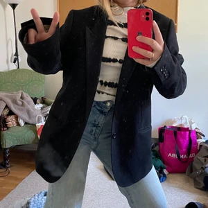 Kavaj - Säljer min kavaj från Filippa K! Oversize, supersnygg till hösten🥳