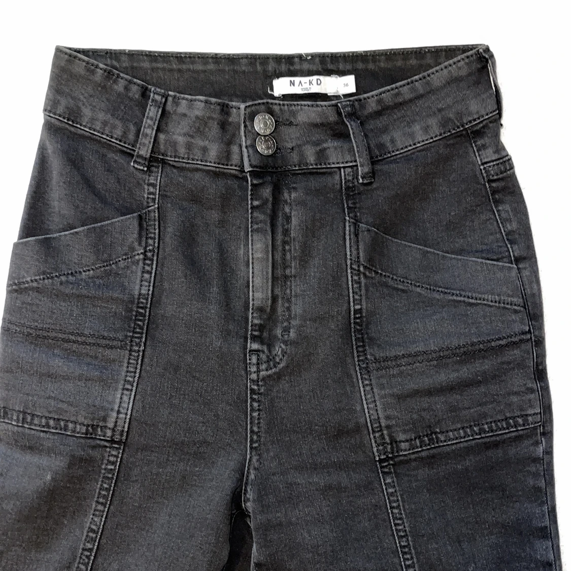 Svart/gråa flare jeans - 91