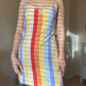 NIKE striped klänning - Striped klänning från Nike