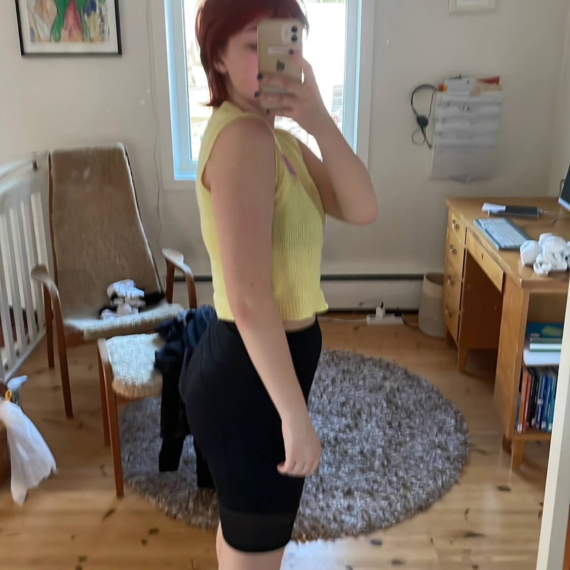 Stickad gul tröja - 91