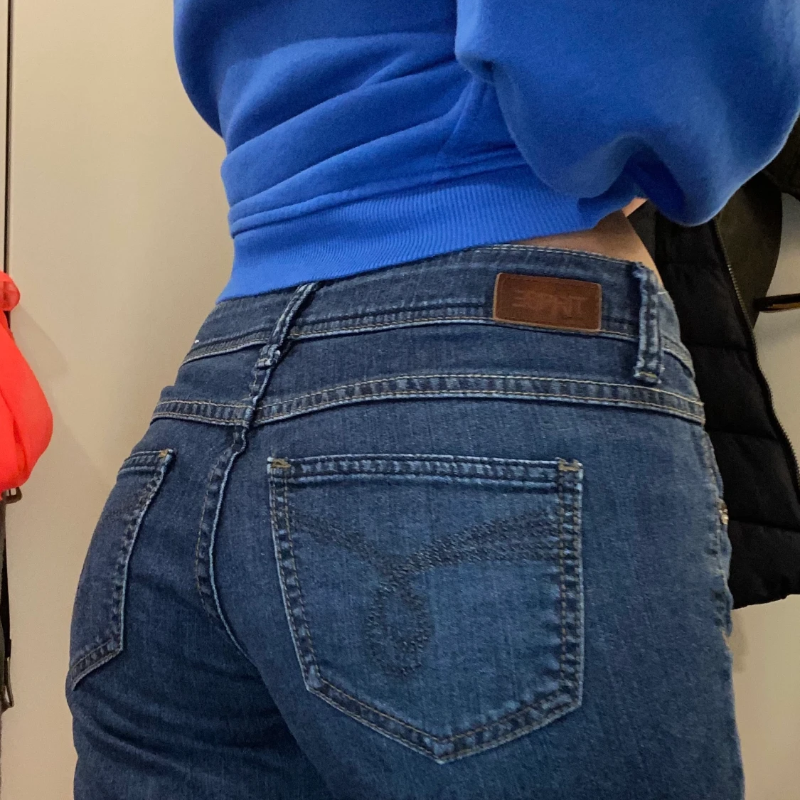 Mörkblå jeans  - 90