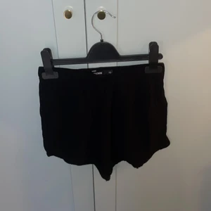 Shorts från Bik Bok - Shorts från Bik Bok i svart 