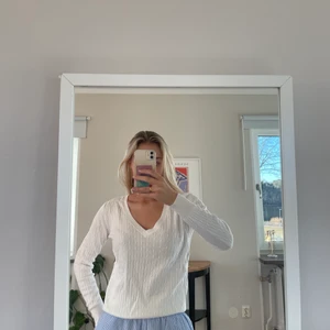 Ribbad tröja  - Passar XS/S. Säljs för 50kr + frakt!🤍