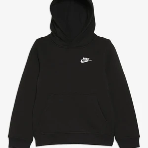 Nike hoodie - Svart Nike hoodie köpt på zalando, säljer då den inte kommer till användning. Köpte för 449kr men säljer för 199. Strorlek M vilket motsvarar 36/38