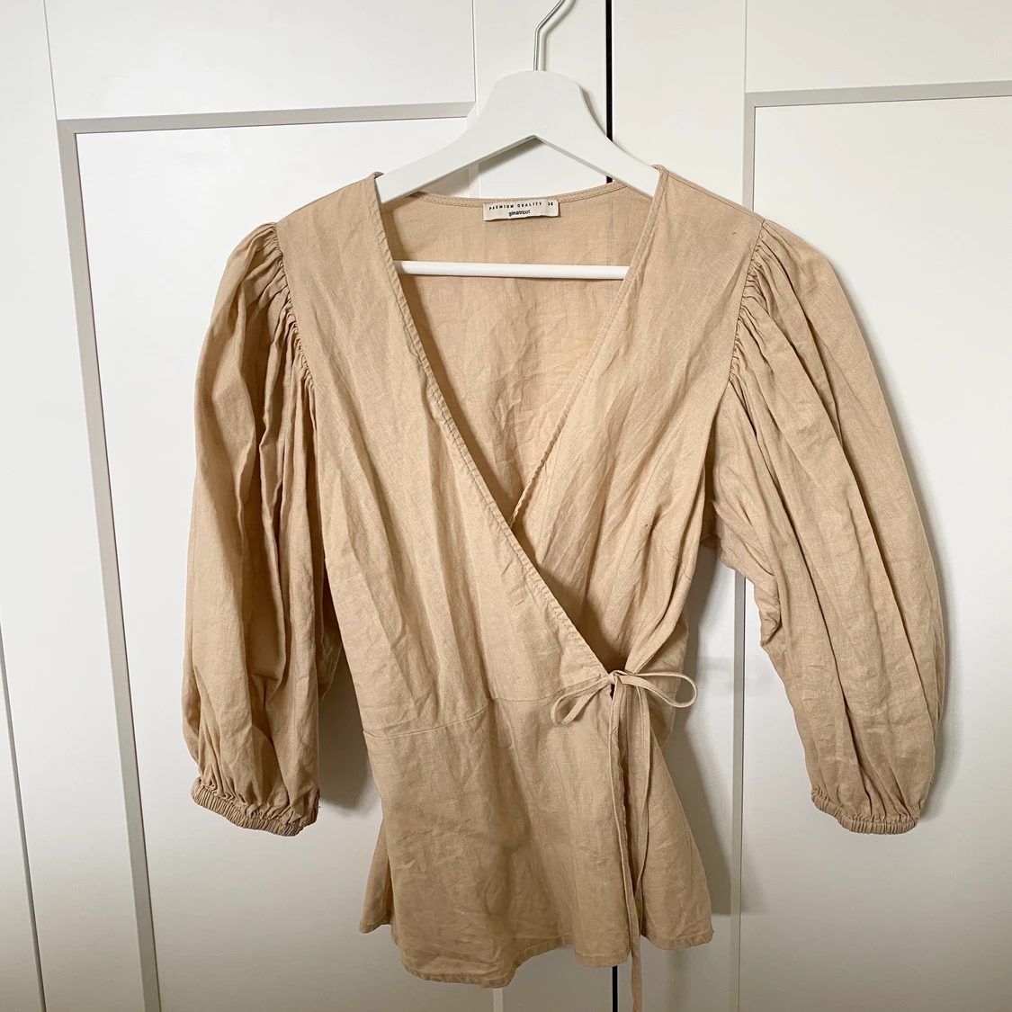 Blus i linneblandning