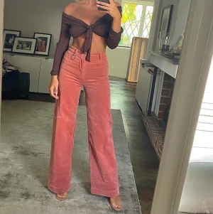 Manchester byxor - Säljer mina Manchester byxor. Använt endast några få gånger. 