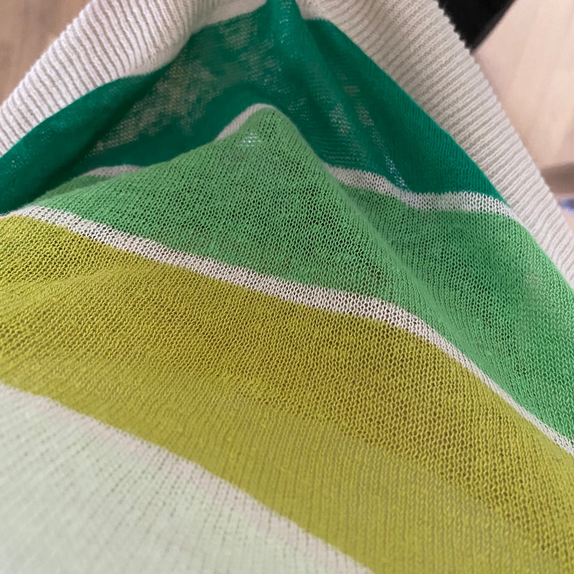 Stickad T-shirt  - 91