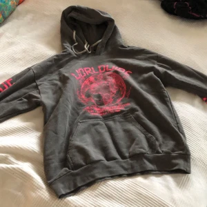 Hoodie - Skön hoodie! Frakt tillkommer!