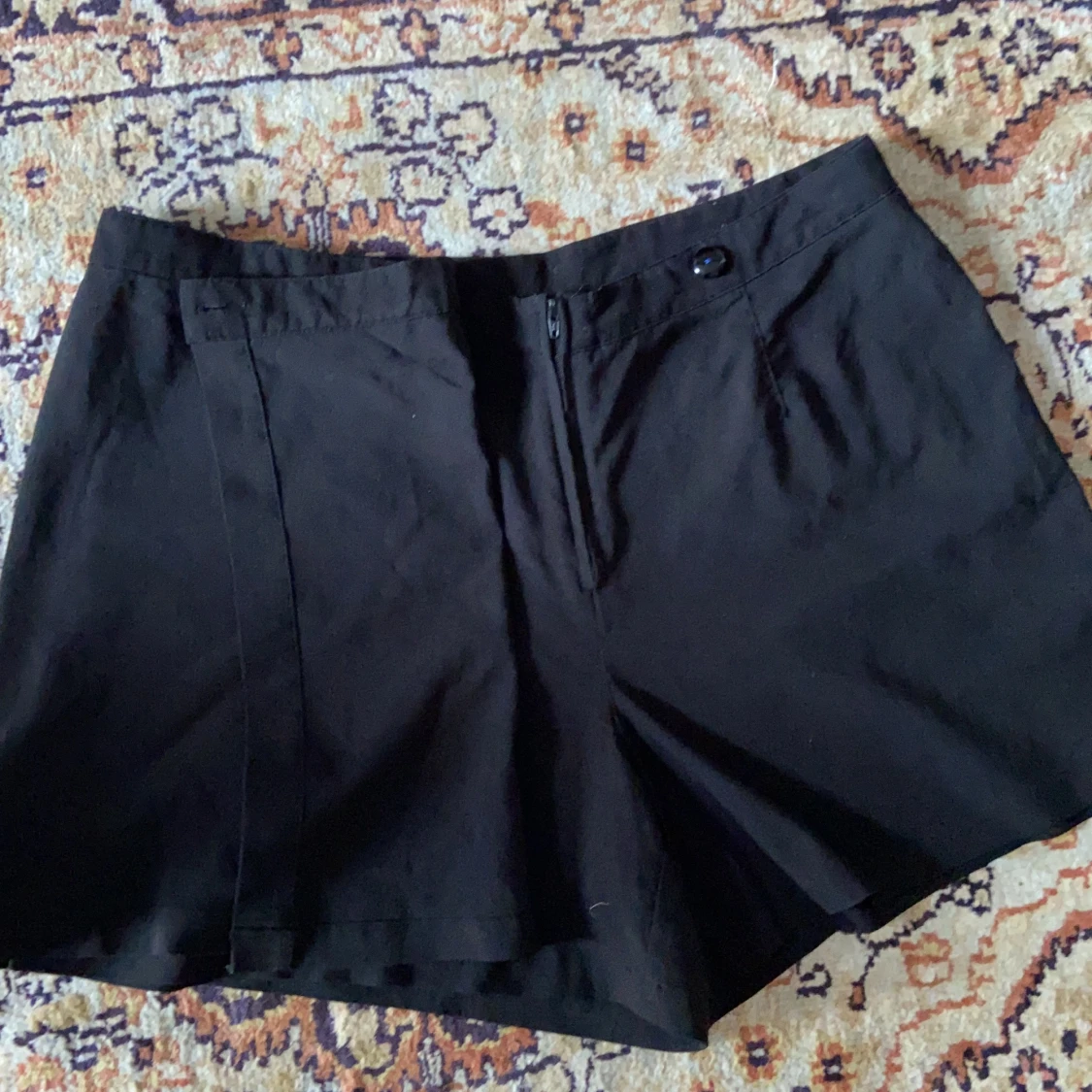 Svart mini-skort storlek 42 - 91
