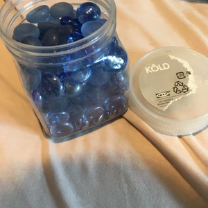 Köld, små stenar - Fin dekoration 