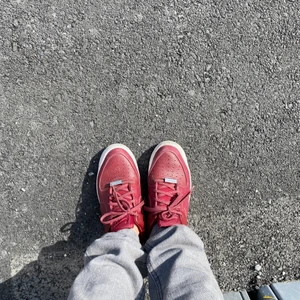 Nike air force dam  - Bra skick, strl 36, dam, vinröda