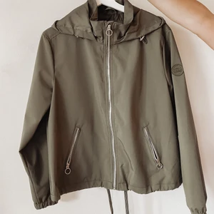 Grön jacka  - Grön jacka 