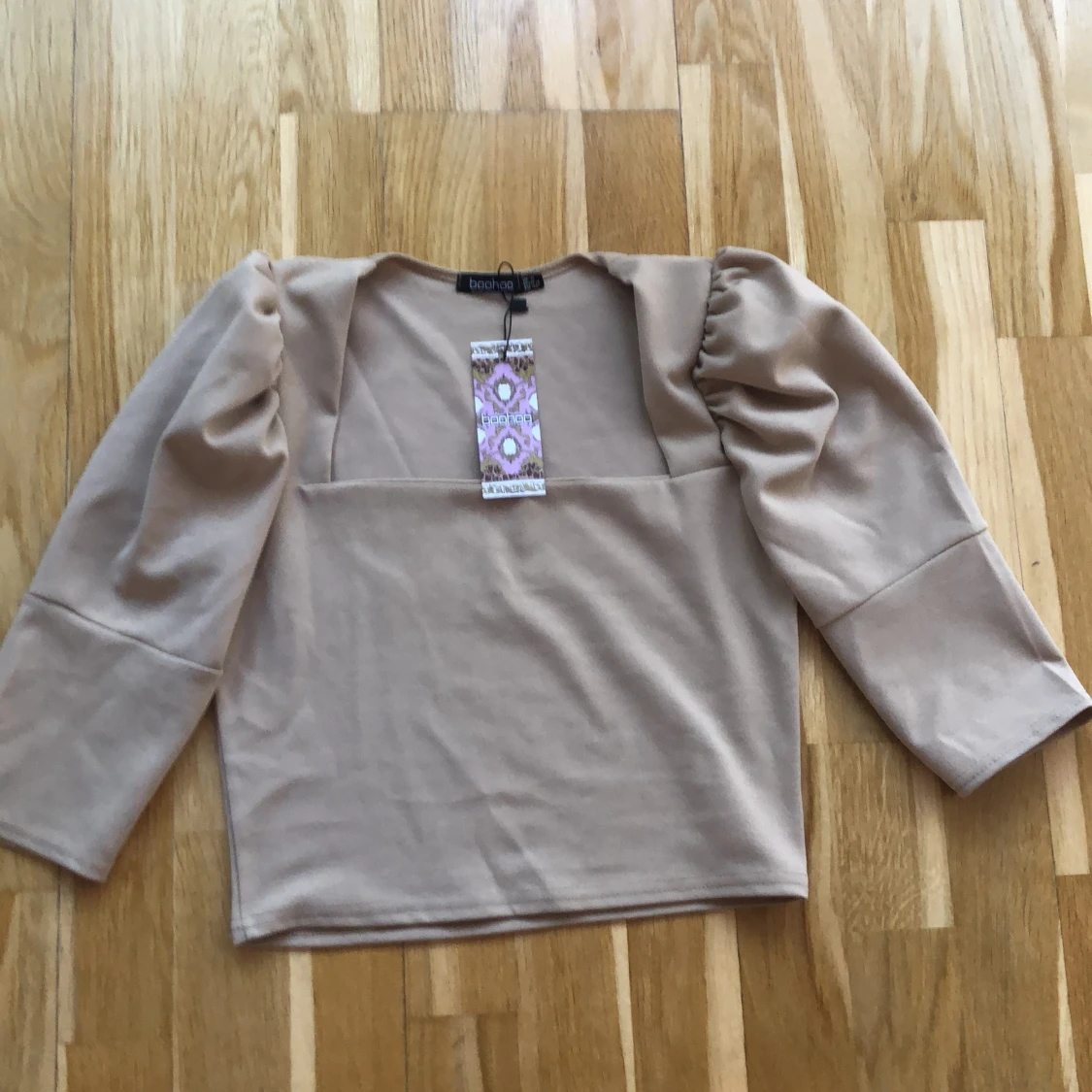 Fin topp från boohoo - 90