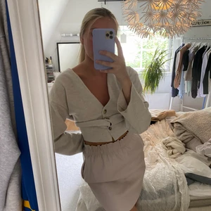 Rosa kjol - Skinnimitation kjol från Zara i såååå fin färg💞