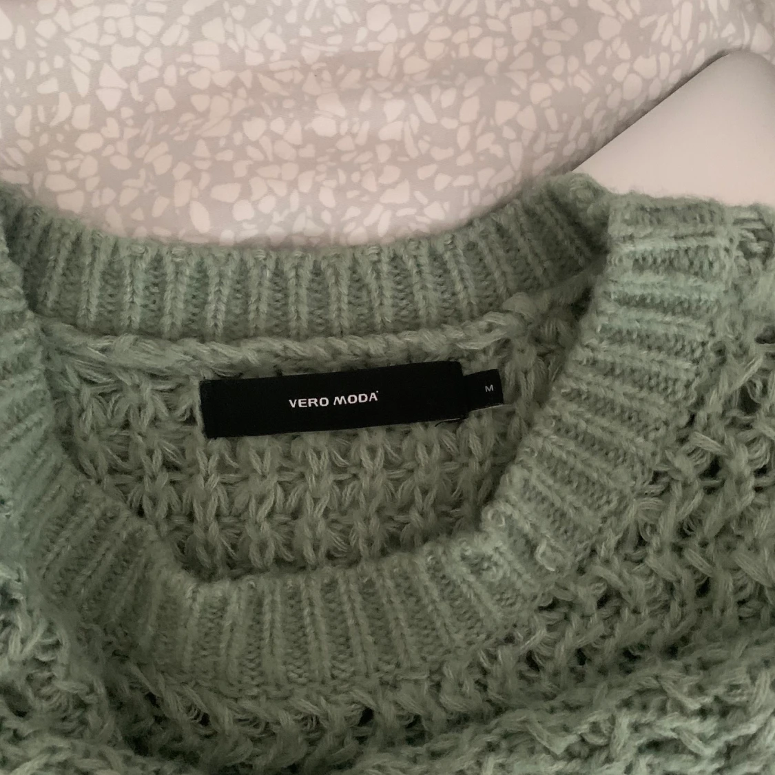 Ljusgrön stickad tröja - 91