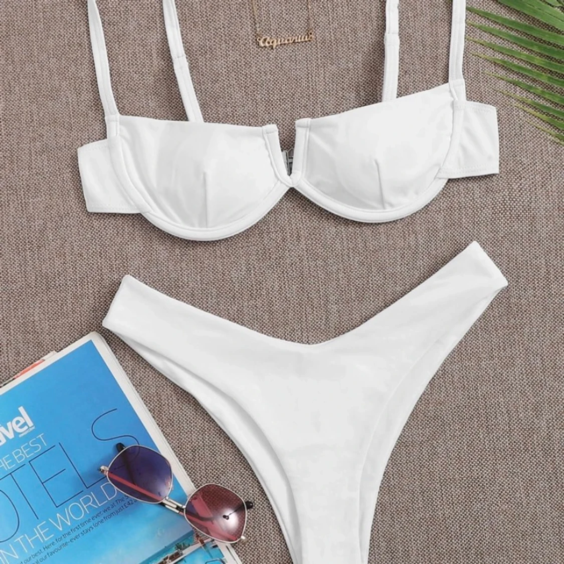 Vit bikini