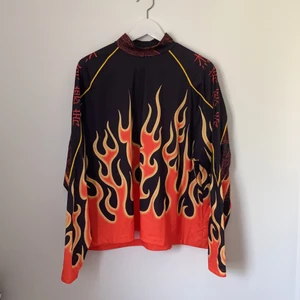 Jaded London - Sjukt snygg tröja från Jaded London, använd en handfull gånger! 