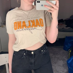 T-shirt - Fin t-shirt från Gina💛