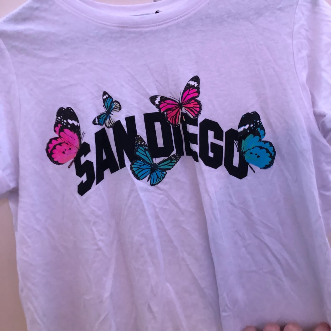 Tröja med fjärilar 