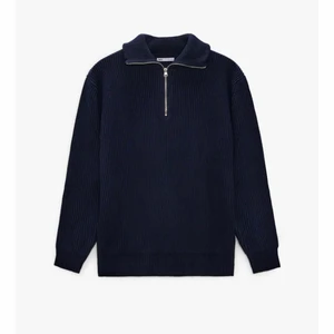 Zara - Super fin halv zip från zara herr avdelning, storlek M säljer för 350kr + fraktkostnad direkt❤️