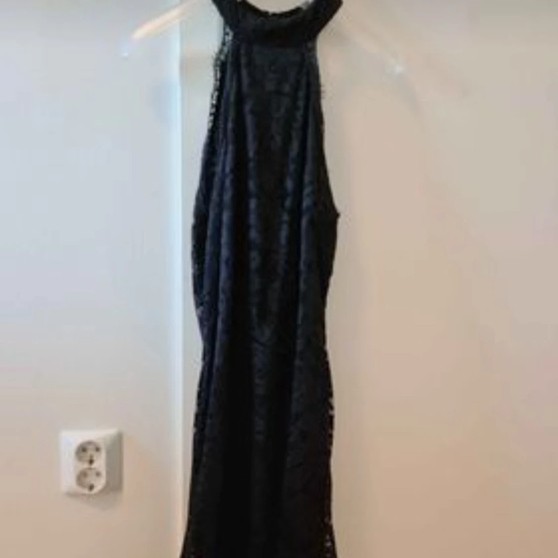 Festklänning i spets från Nelly strl S. - 90