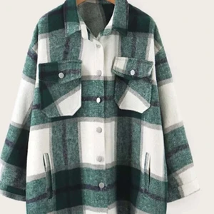 En oversize  picknick jacka i storlek M - En jacka