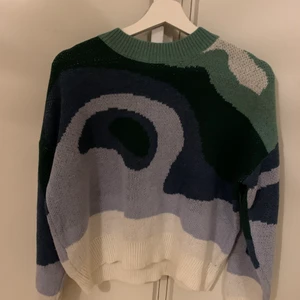 Stickad tröja  - Säljer den här svin snygga stickade tröja från SHEIN för att den inte kommer till användning. 💕 skriv om du undrar något annat💕