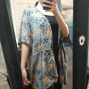 Kofta - Kan justeras runt midjan 