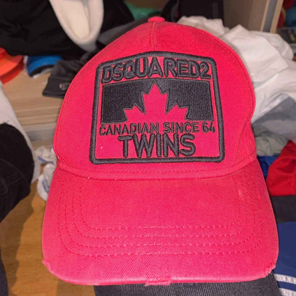 Dsquared2 Keps, röd - 90