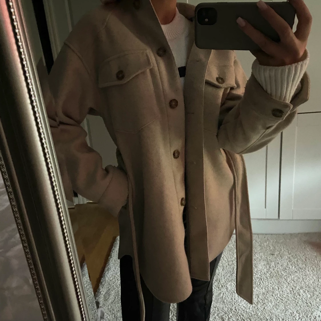 Beige kappa med knytning✨