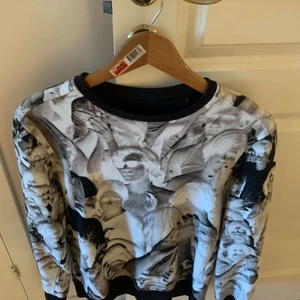 Limitato special edition tröja - Limitato sweatshirt! De är en tröja i kollektion med Terry & seul. Knappt använd! 